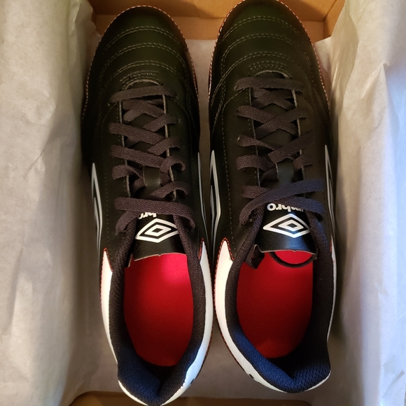 NWT Umbro Classico VI HGR - JR Soccer Clea… - Picture 3 of 4
